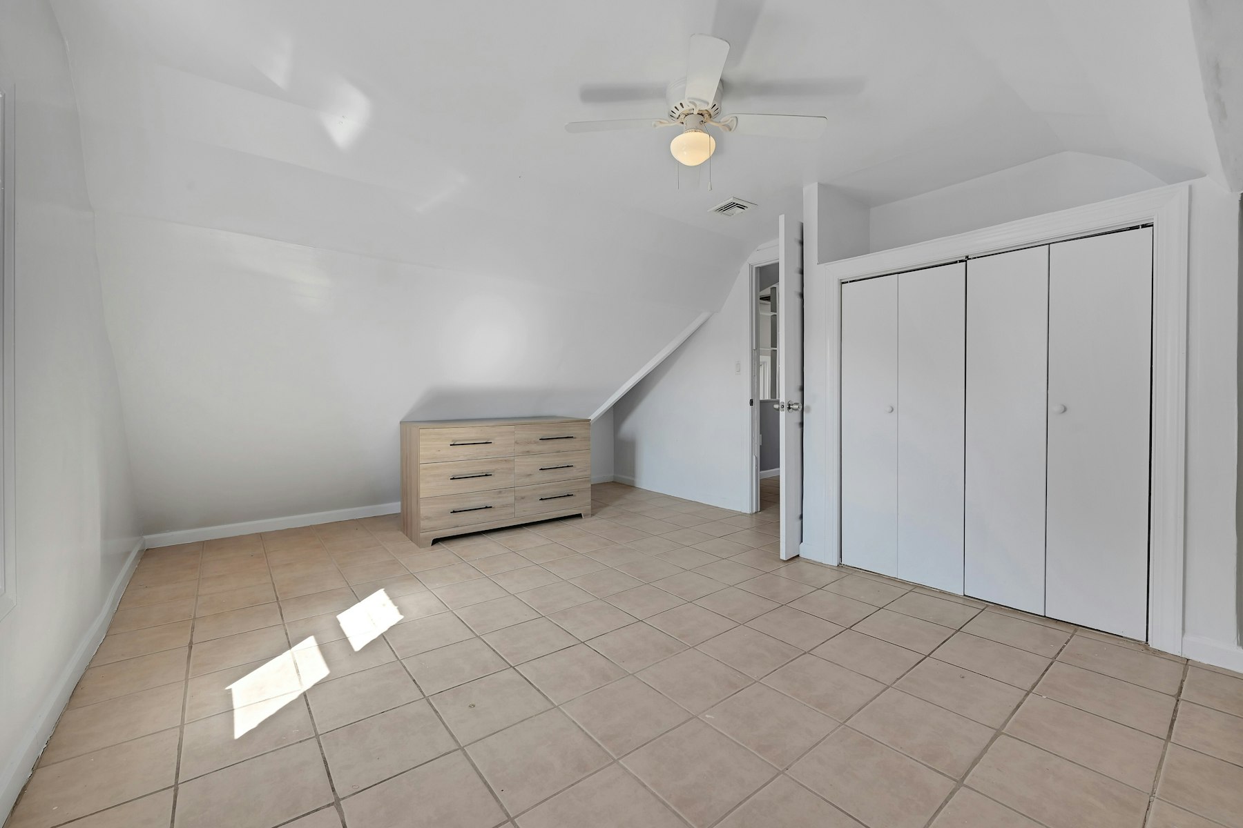 30 Columbia Terrace Apt 2